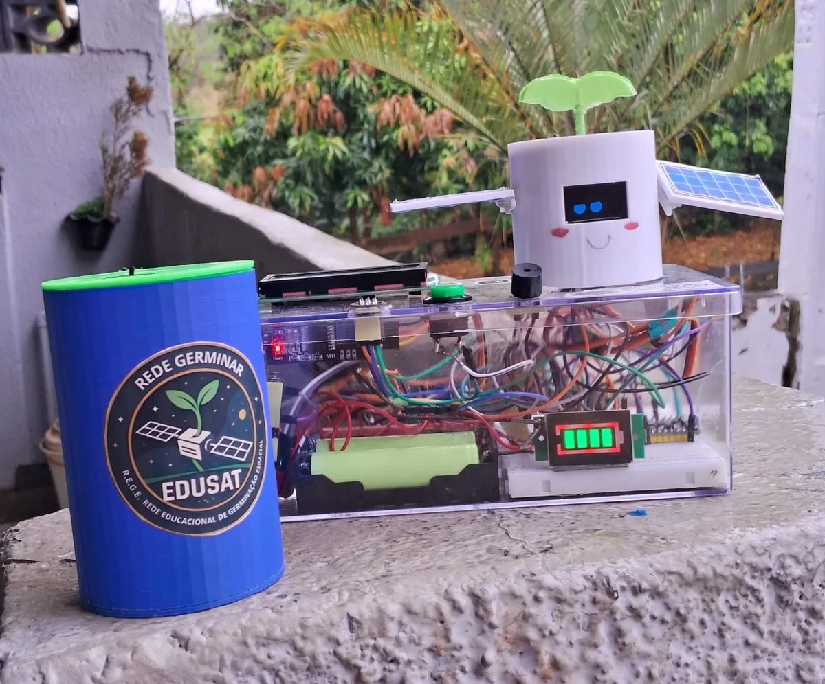 Aos 14 anos, estudantes criam satélite caseiro e conquistam 1° lugar na Olimpíada Brasileira: 'Toda criança pode ser cientista'