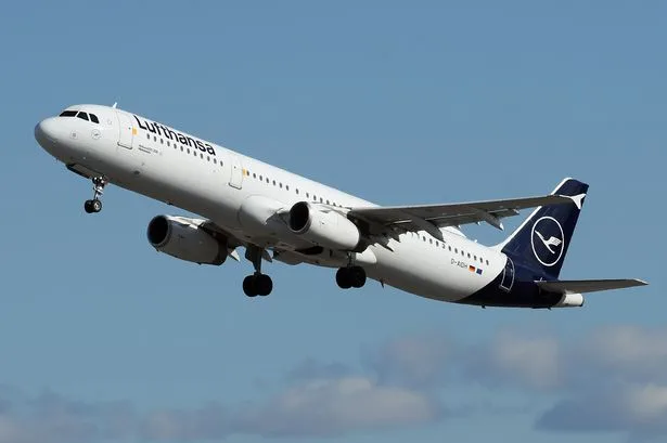 Lufthansa flight to US declares mid-air emergency at 33,000ft above UK