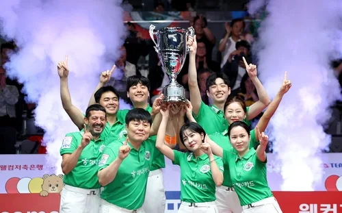 하나카드, 하림 꺾고 PBA 팀리그 3R 우승…김가영 MVP