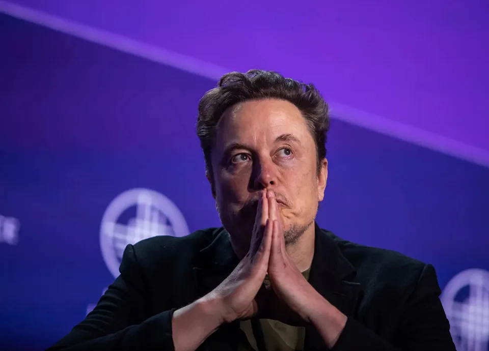 Elon Musk opõe-se a permitir que a Ucrânia use o Starlink para ataques dentro da Rússia