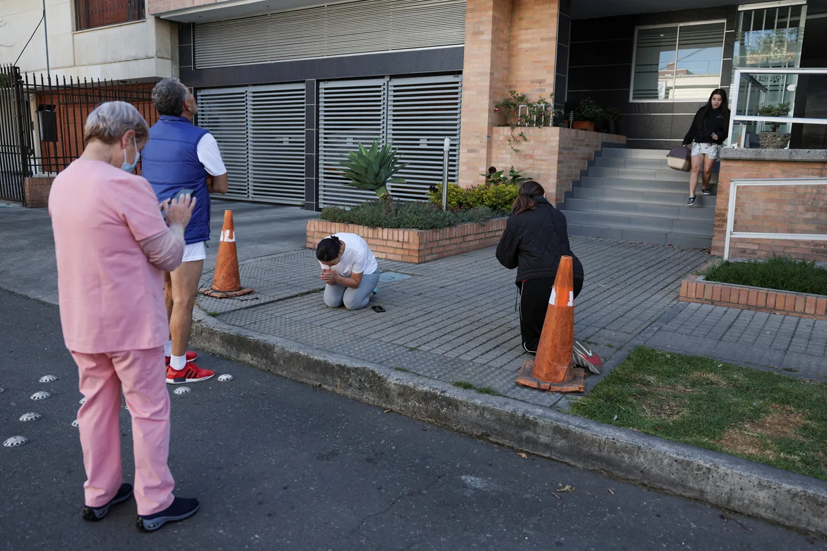 Terremoto na Colômbia: 20 prédios colapsaram em Cali, diz prefeito; há presos nos escombros