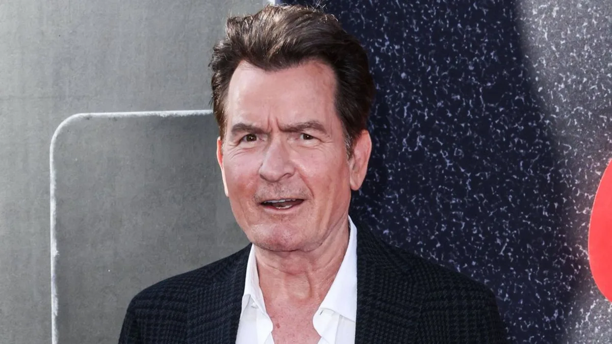 Chuck Lorre über Charlie Sheen: Hinter den Kulissen hatten alle Angst um ihn