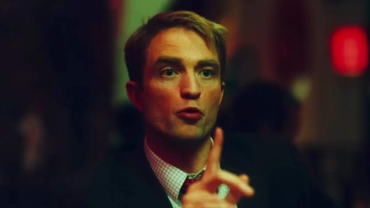 Robert Pattinson Approached Chris Hansen Portrayal In ‘Primetime’ As “A Fan”: “I Was Trying To Make Him Cool”