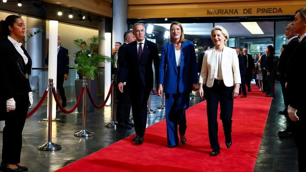 Face aux tensions avec Washington, Mark Carney officialise le rapprochement du Canada avec l'UE à Strasbourg