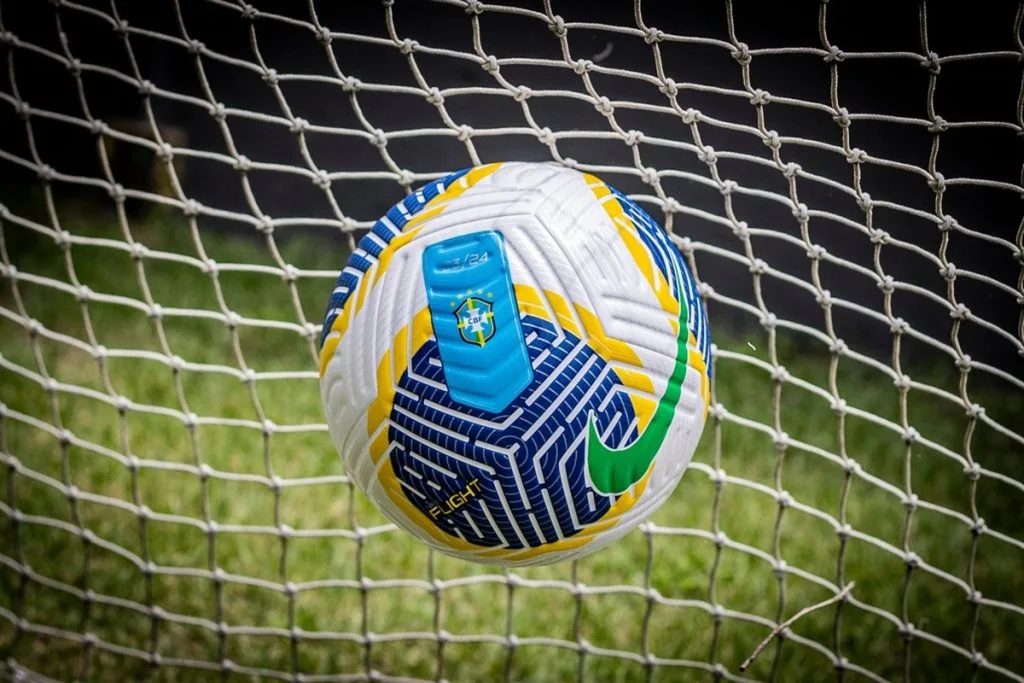 Globo e Record negociam trocas de campeonatos