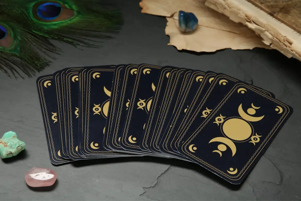 Tarot do dia: previsão para os 12 signos em 14/09/2026