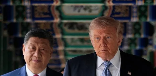 Trump poupa banco chineses de sanções econômicas contra o Irã