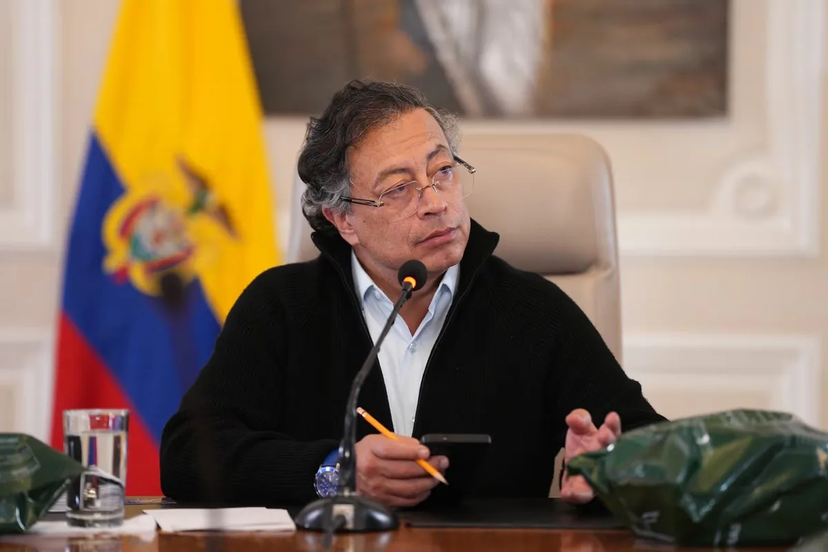 Gustavo Petro se refirió al buque hospital Benkos Biohó con pulla a Abelardo de la Espriella: “No contrató personal”