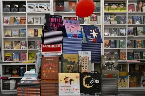 Lanzan convocatoria para comprar 50 millones de pesos en libros para bibliotecas públicas