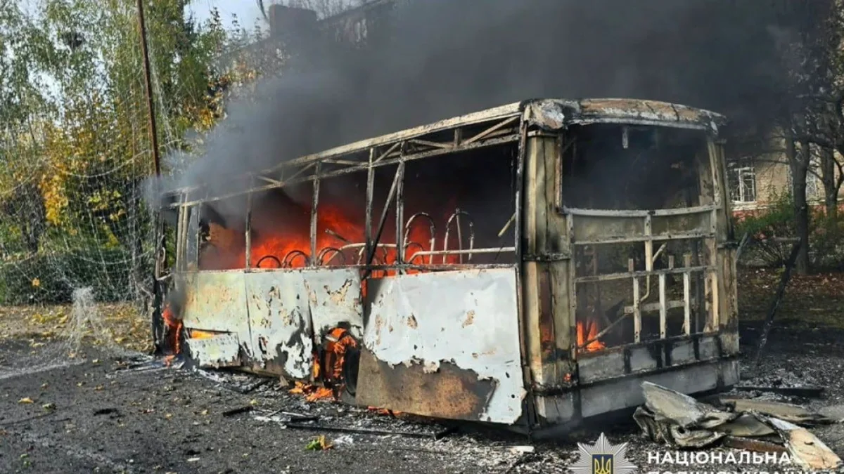 At least 33 dead in Russian bomb blast in east Ukraine stronghold