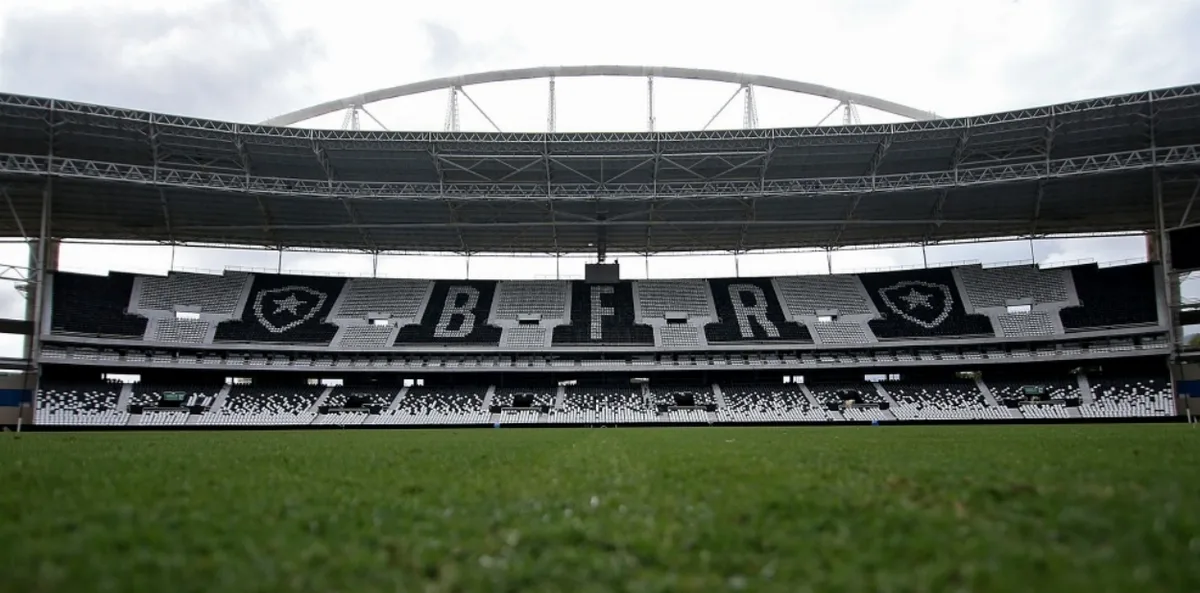 SAF de R$ 543 milhões influencia demissão no Botafogo após derrota para o Vitória