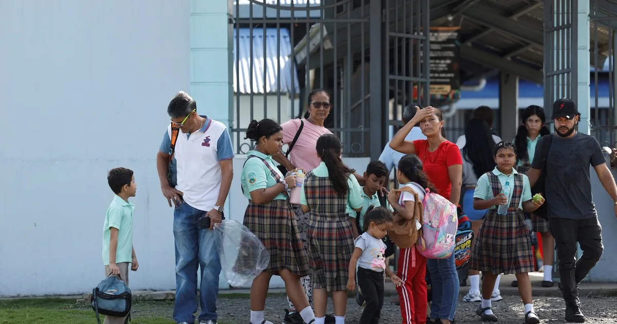 Un sismo de magnitud 5 y varias réplicas sacudieron la capital de Costa Rica