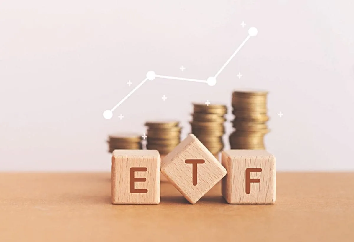 Index funds gain momentum as ETFs lose share in India's passive fund rally