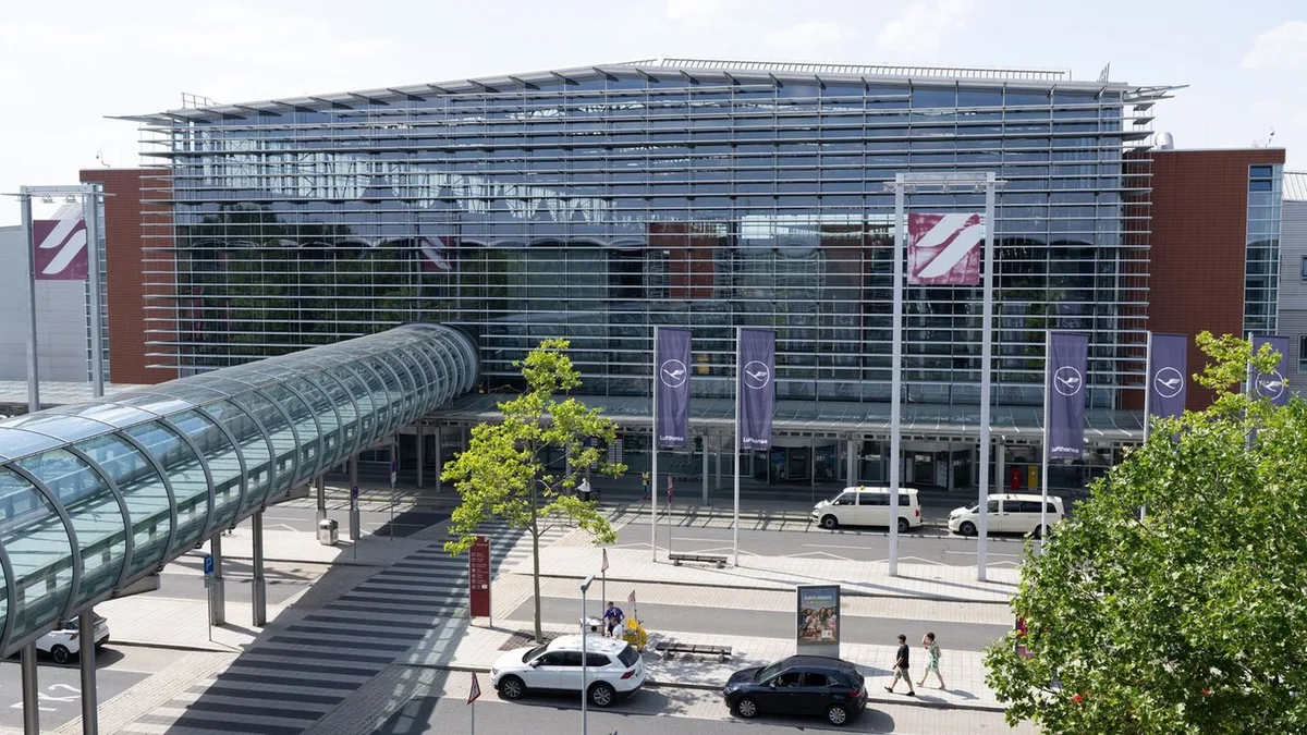 Katastrophenschutz: Notfallübung am Flughafen Dresden