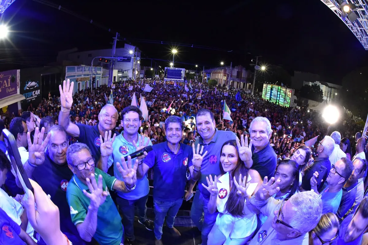 ACM Neto assume compromisso com a saúde em Xique-Xique