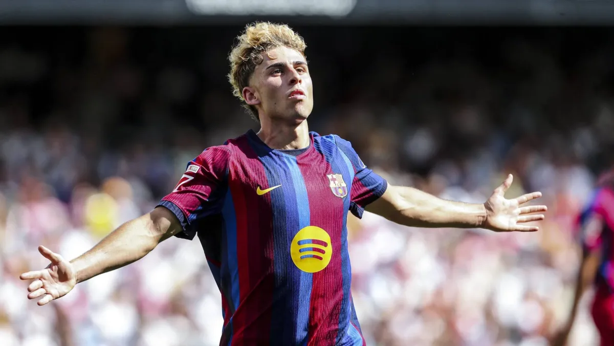 Fermín López brilha mais uma vez e deixa recado para Hansi Flick em goleada do Barcelona