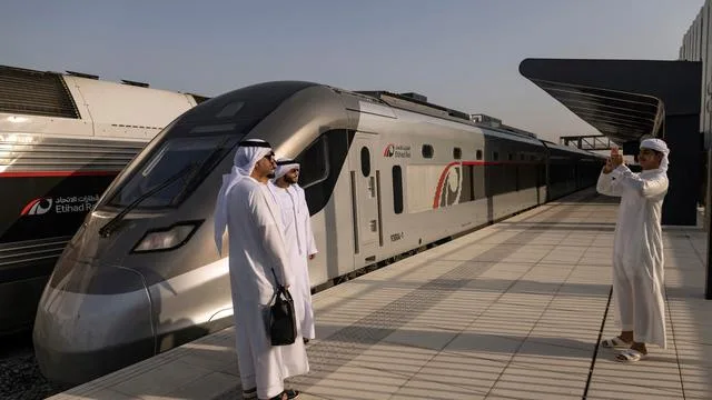 Häfen der Emirate: Sie bauen die Umgehungsstraße von Hormus