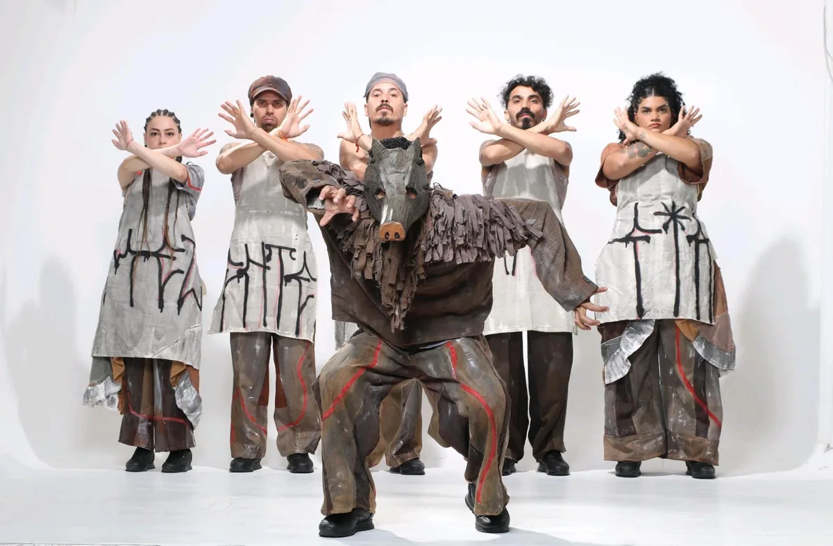 Coletivo Noroest revisita Greve dos Queixadas em espetáculo que une dança, teatro e circo
