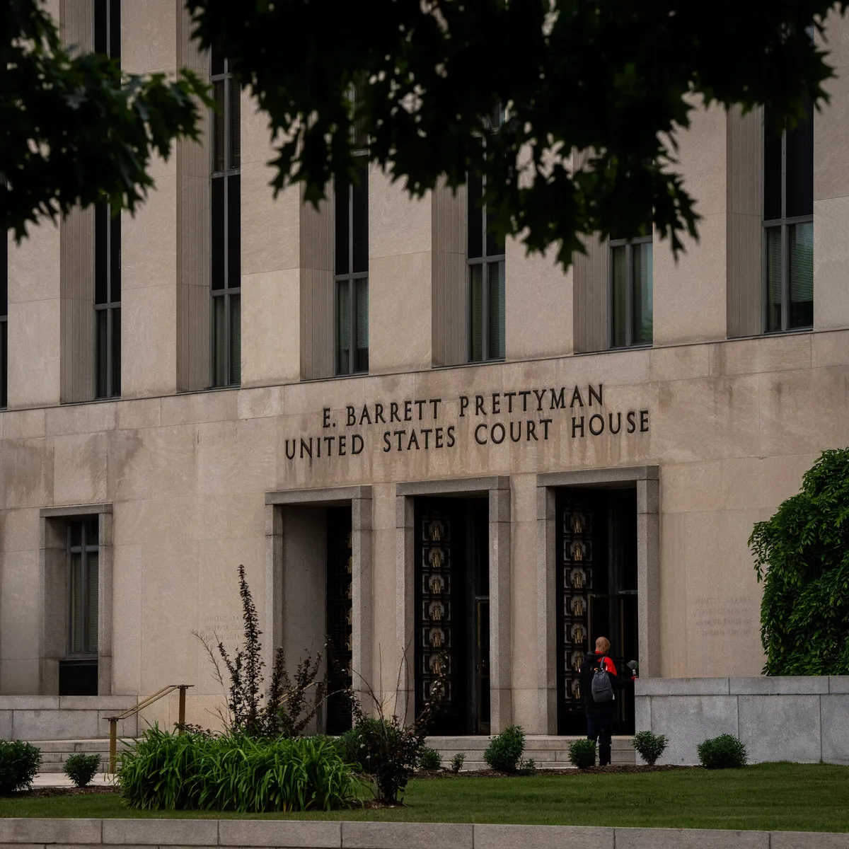 Judge Holds Off on Immediate Ruling on White House’s Media Ban