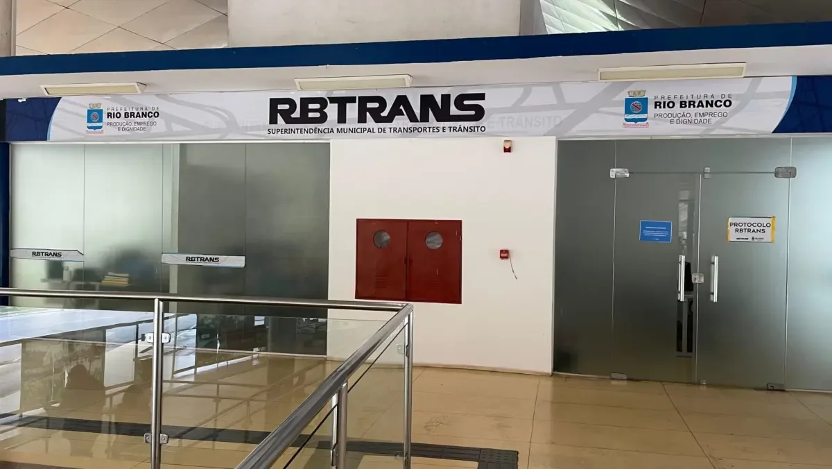 Prefeitura remaneja R$ 860,3 mil no orçamento da RBTrans em cinco decretos