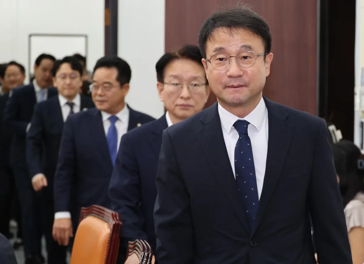 민주 “조희대·노경필, 법사위 출석해 ‘대법관 재추천 시도’ 답하라”