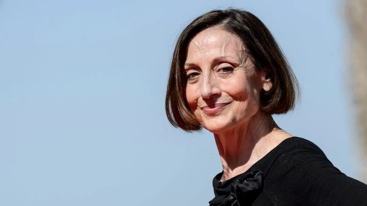 Carme Elias, actriz, sobre la aceptación ante una enfermedad como el alzhéimer: "Hay que dejarse cuidar, y hay que aprender a hacerlo"