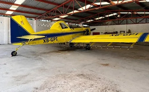 Tras cateo en Campeche, aseguran avioneta, combustible y armas; detienen a 6 en rancho ligado a huachicol