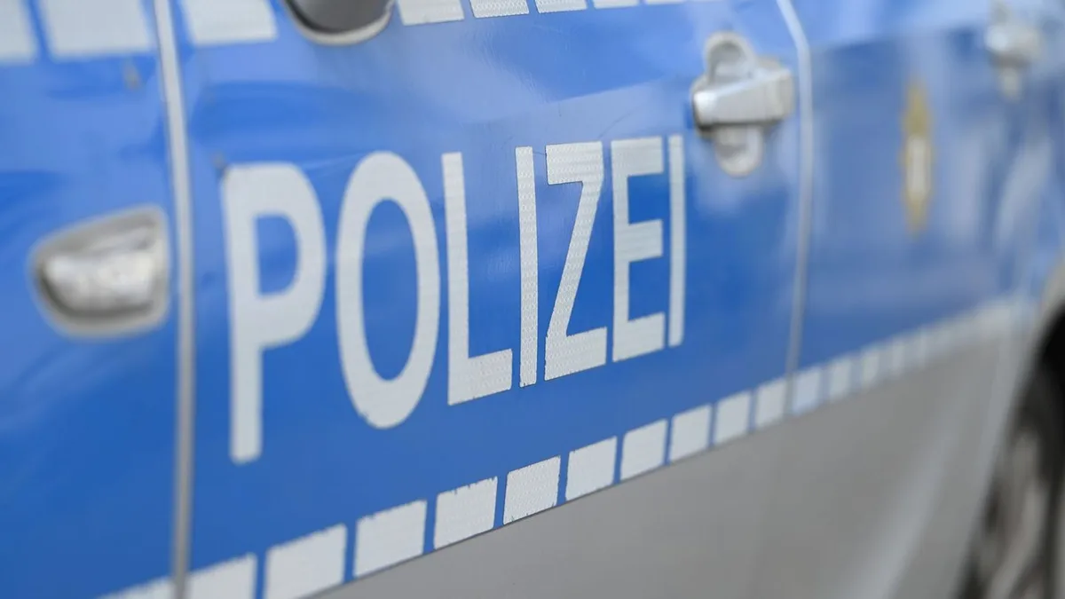 Kriminalität: Zehnjähriger in Schule beleidigt und gewürgt