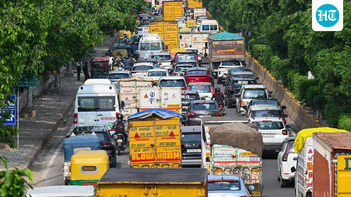 Delhi traffic to be hit from 1pm to 7pm due to Janmashtami Shobha Yatra: Check affected routes