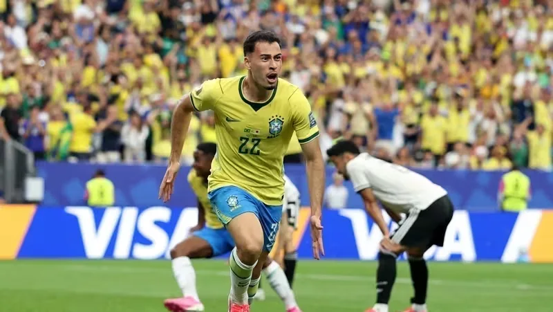 Giuliano anuncia aposentadoria: “Futebol foi melhor coisa que me aconteceu”