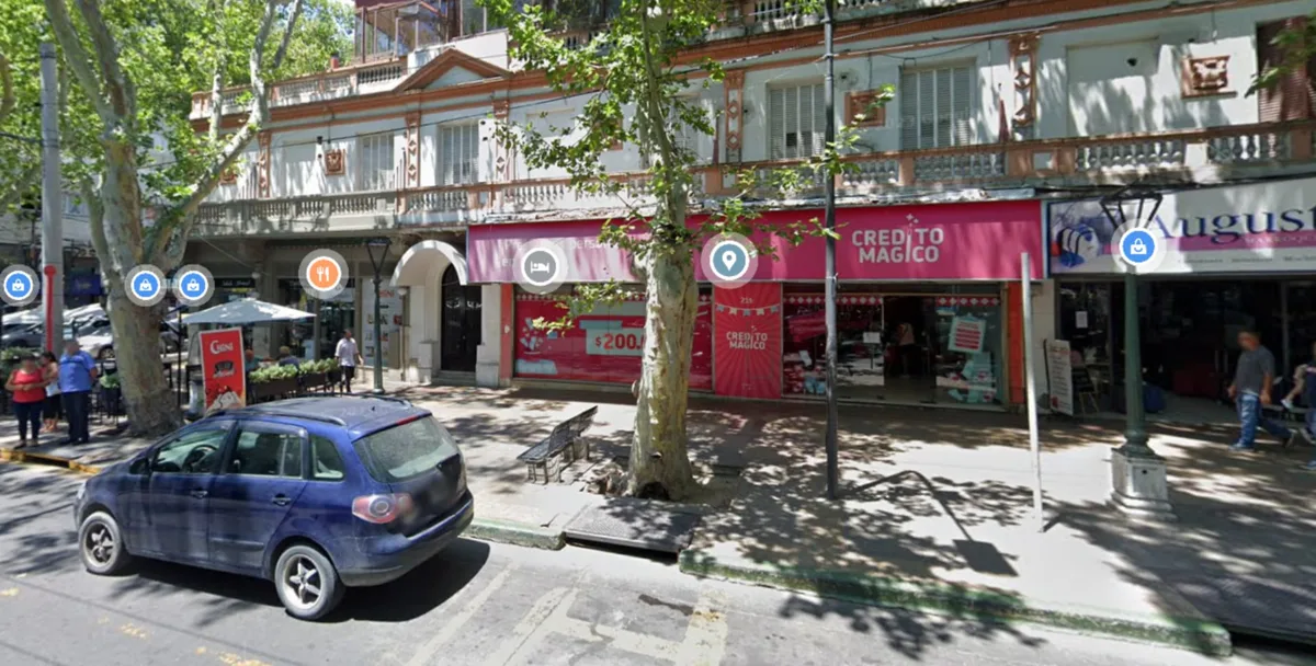 Robaron una financiera en pleno centro de Mendoza y son intensemante buscados por la Policía