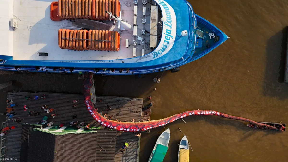 Cobra de 30 metros abre a 5ª Virada Cultural Amazônia de Pé