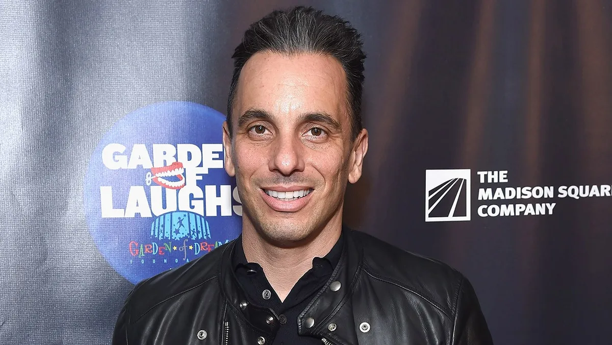 Sebastian Maniscalco Distances Himself From SiriusXM’s Raw Comedy Cancelation After Outcry