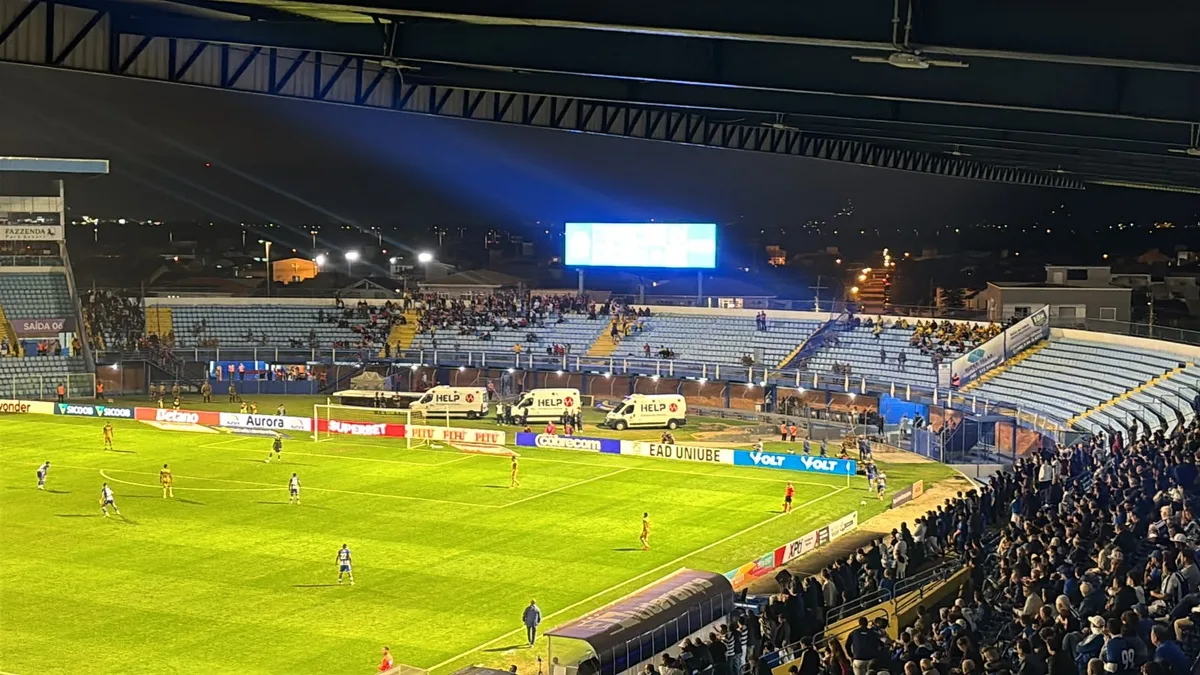 Súmula registra briga de organizadas em Avaí x Sport