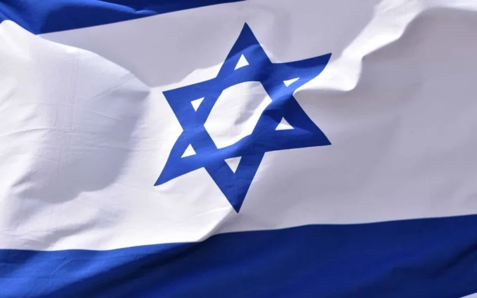 Médio Oriente: Exército israelita invade Síria e dispara projéteis a 50 km da capital