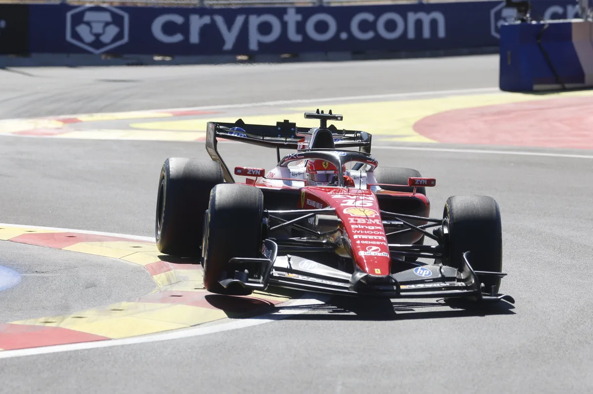 La F1 salva el estreno tras el incendio de la F2
