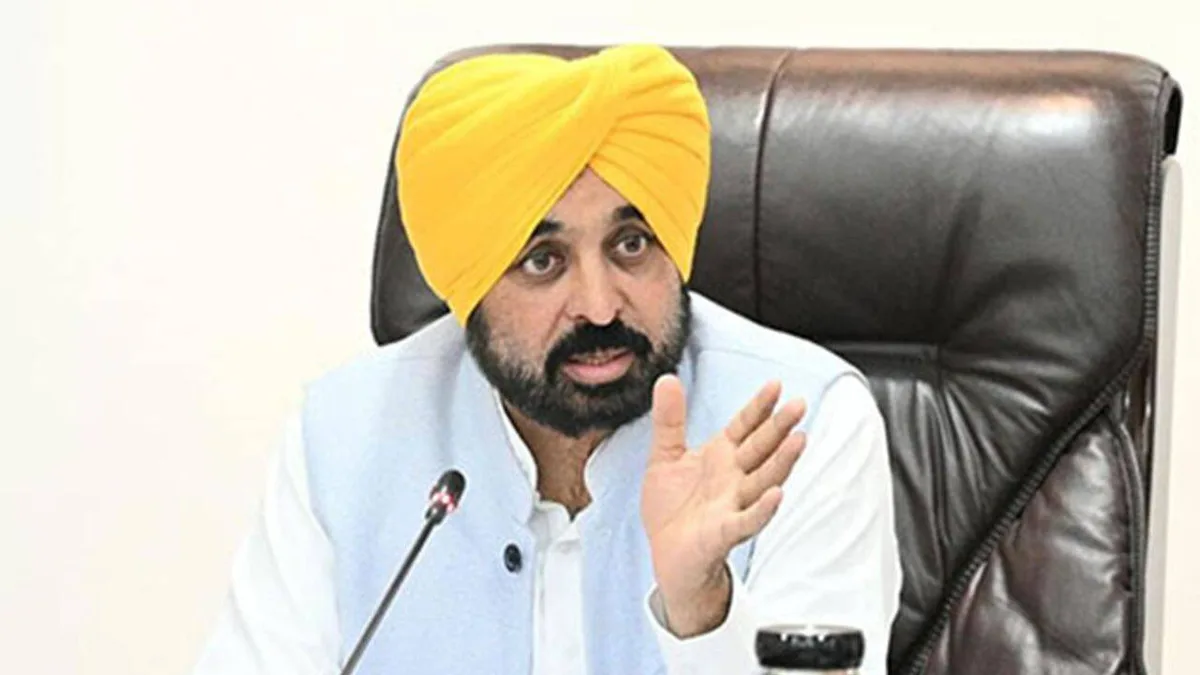 SC refuses to stay graft FIR linked to Punjab CMO but restrains CBI from coercive action