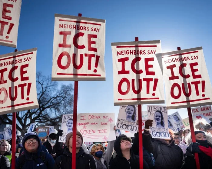 First Thing: Court files show how federal agents spied on anti-ICE protesters | Martin Belam