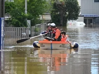 Typhon Dujuan au Japon : au moins deux morts, la tempête s’éloigne mardi matin de la côte