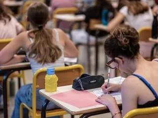 Brevet et bac : le ministre de l’Éducation évoque une nouvelle grille d’évaluation de la maîtrise du français