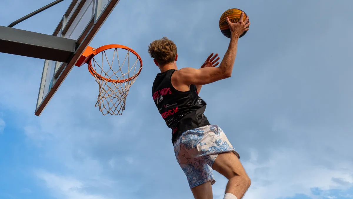 „Night Hoops“ in Darmstadt: Basketball für alle – rund um die Uhr