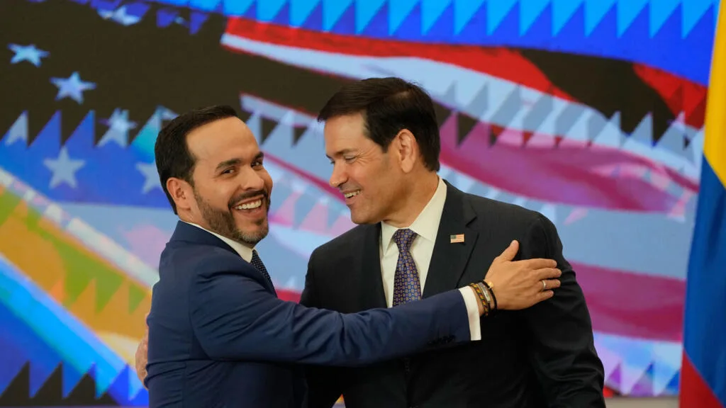 Visita de Rubio reforça 'controle dos EUA sobre América Latina' e amplia pressão sobre o Brasil, diz especialista