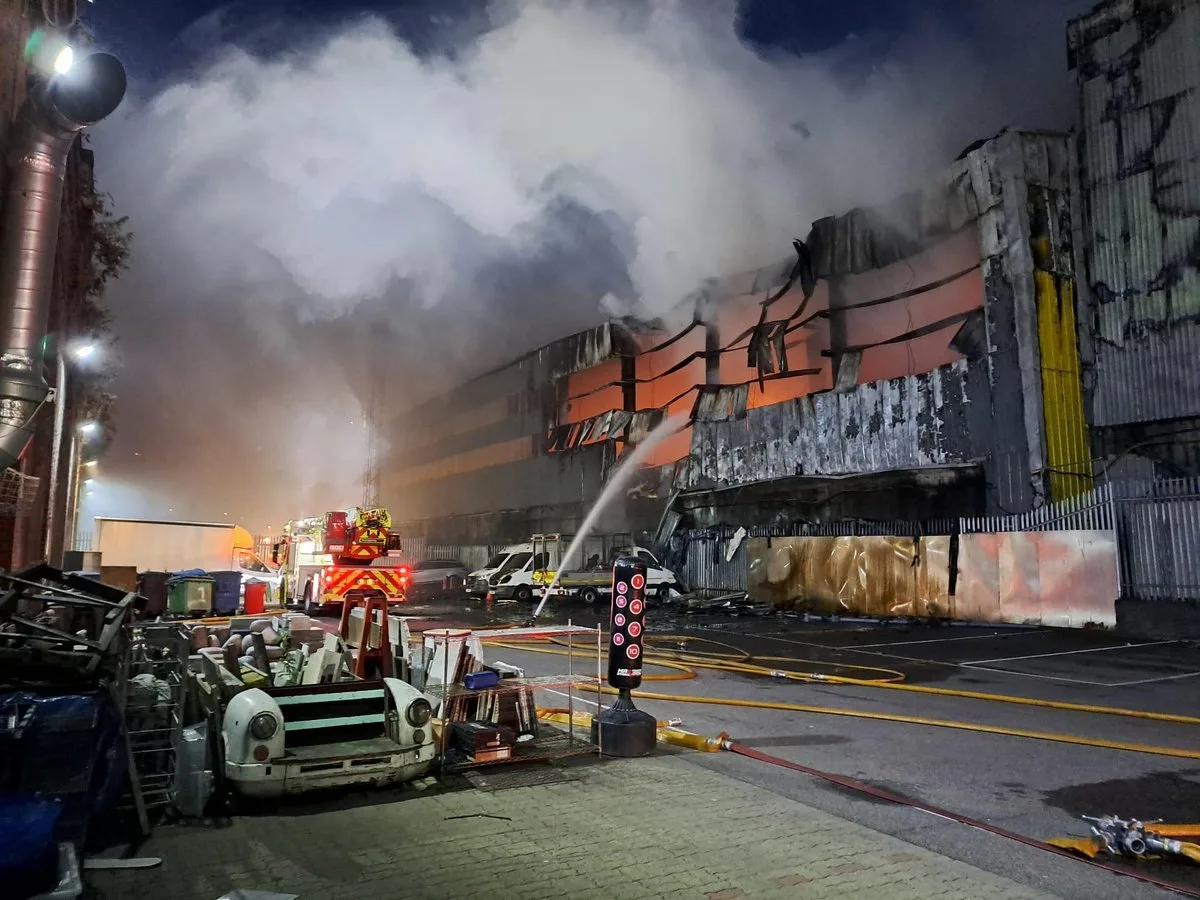 Soaring number of fires at recycling centres blamed on vape batteries