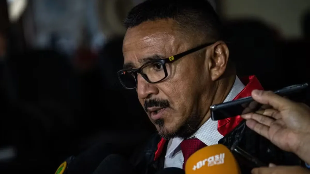 TJAM recebe queixa-crime contra promotor aposentado que comparou advogada a cadela durante júri