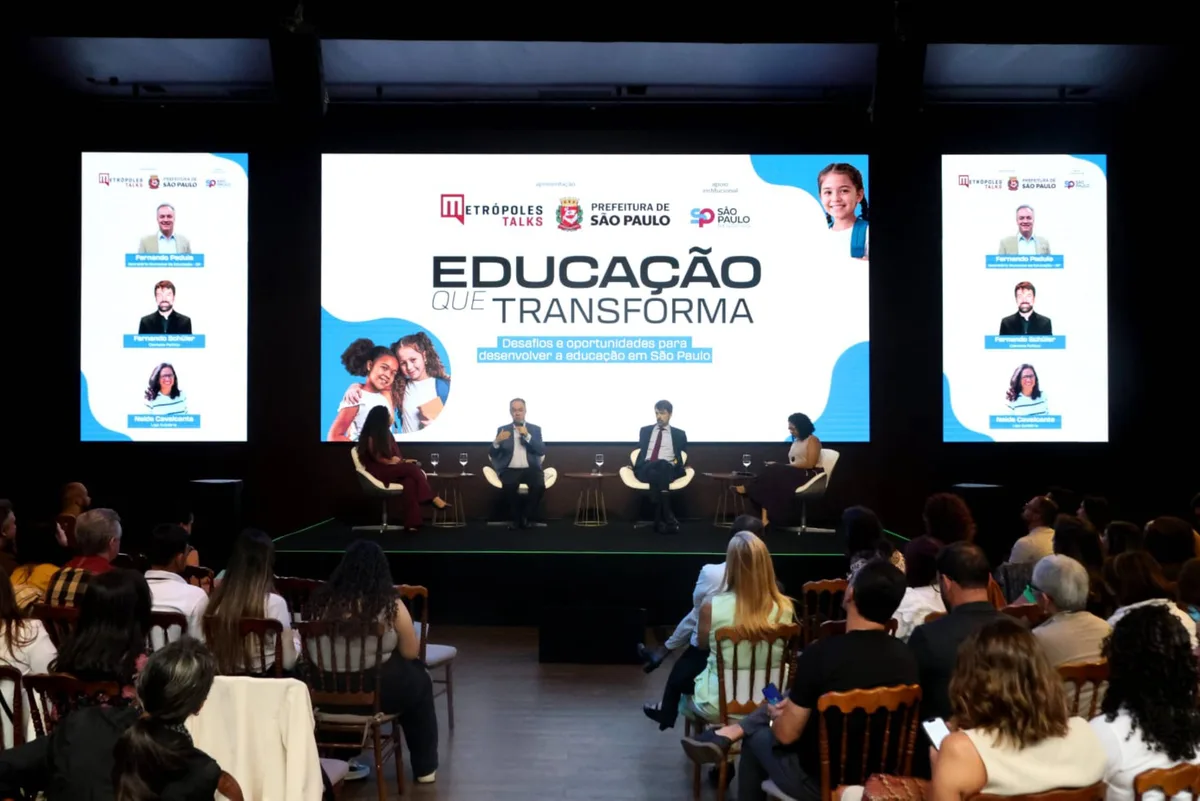 Políticas públicas devem priorizar a formação de professores