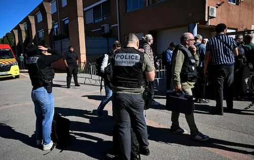 Francia investiga posible motivación terrorista del tiroteo en escuela; ven adhesión a comunidad que promueve violencia extrema