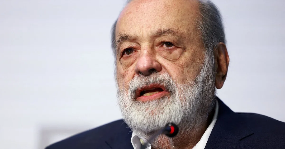 Carlos Slim, empresario mexicano, 86 años: “Abrí una cuenta de cheques a los 12 años con 500 pesos de depósito y ahí empecé a invertir”