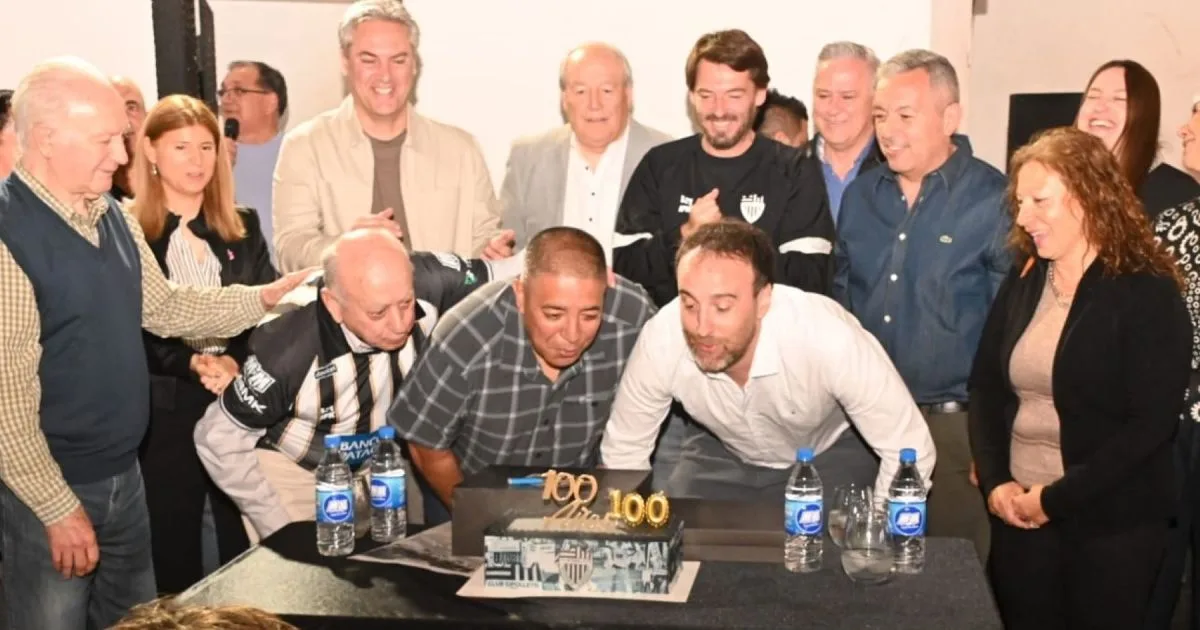 Los 100 años del Club Cipolletti: brindis, plaqueta, nueva camiseta y sueños «en ascenso»