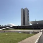Câmara e Senado dão andamento a oito projetos que alteram regras de licitação