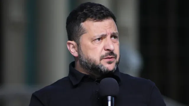 Zelensky lança C8 para aproximar Ucrânia e sete países dos Cárpatos
